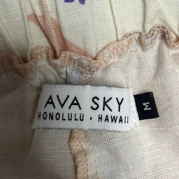 Ava Sky Shorts M - Picture 3 of 3